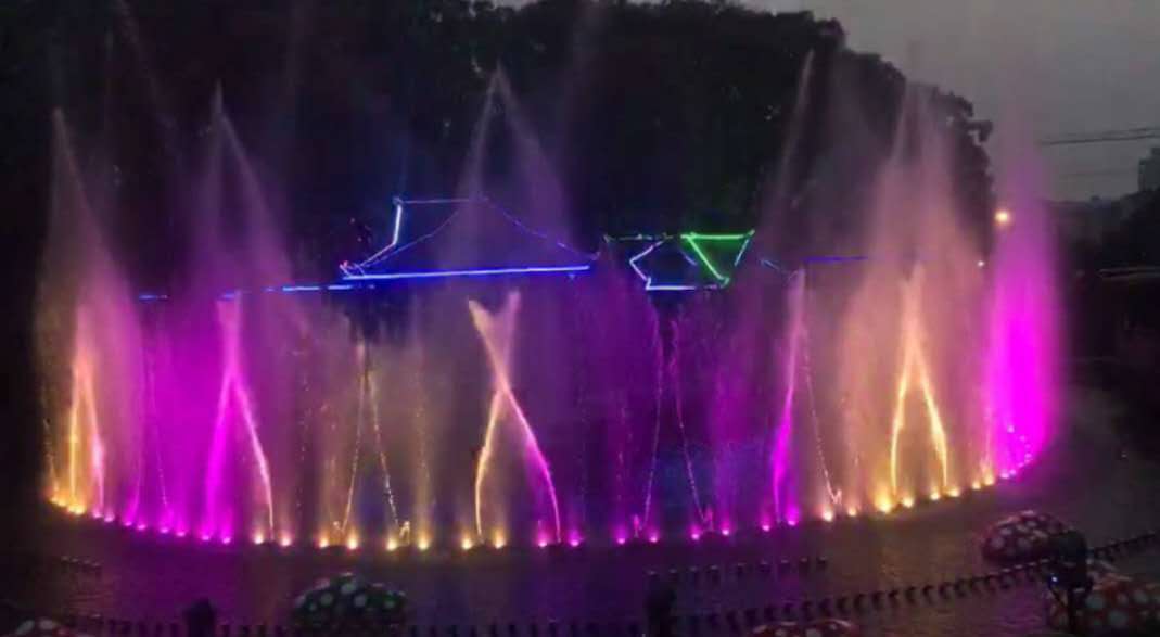 廣場噴泉設(shè)計廠家 廣場噴泉設(shè)計廠家